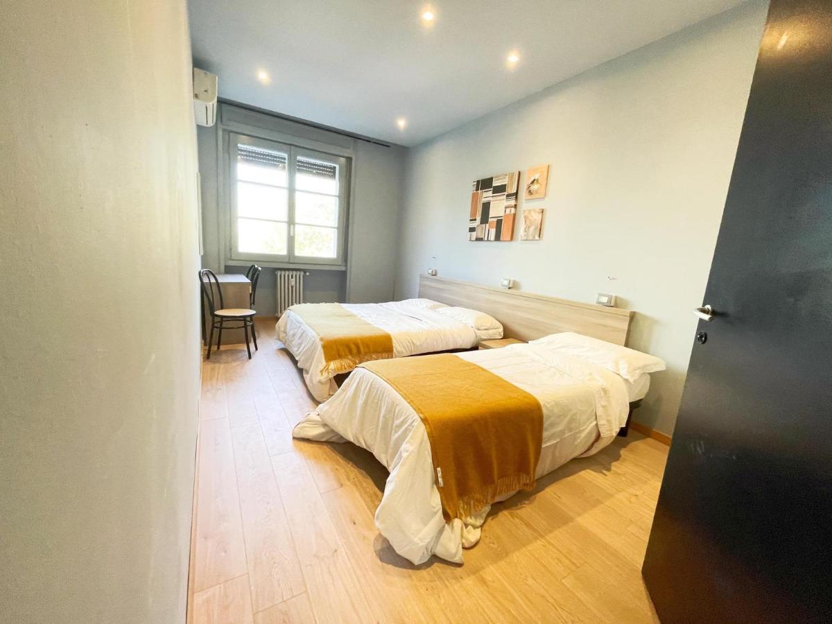 Camera Tripla con Bagno in Comune